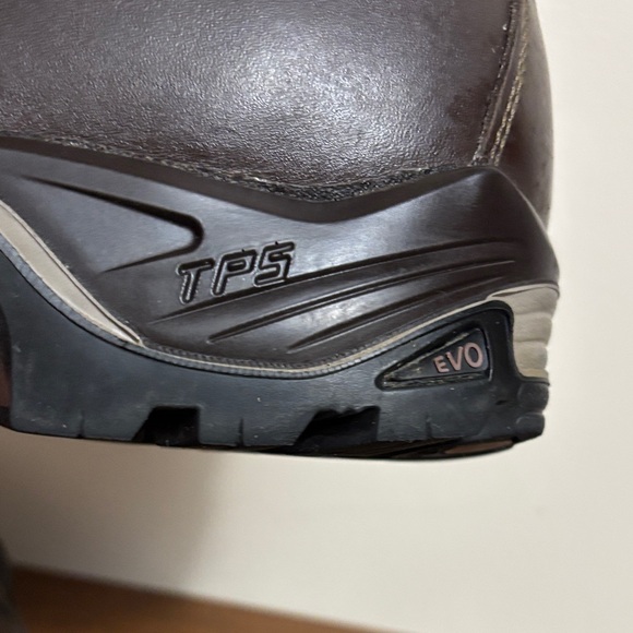 Asolo Dark Brown Men's TPS 520 GV EVO Leather Hiking Boots with Vibram soles - Picture 8 of 9